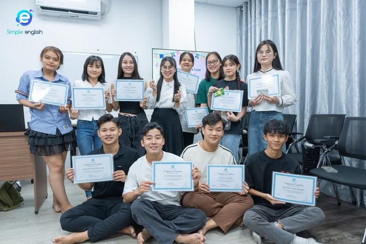 Lớp học tại Simple English