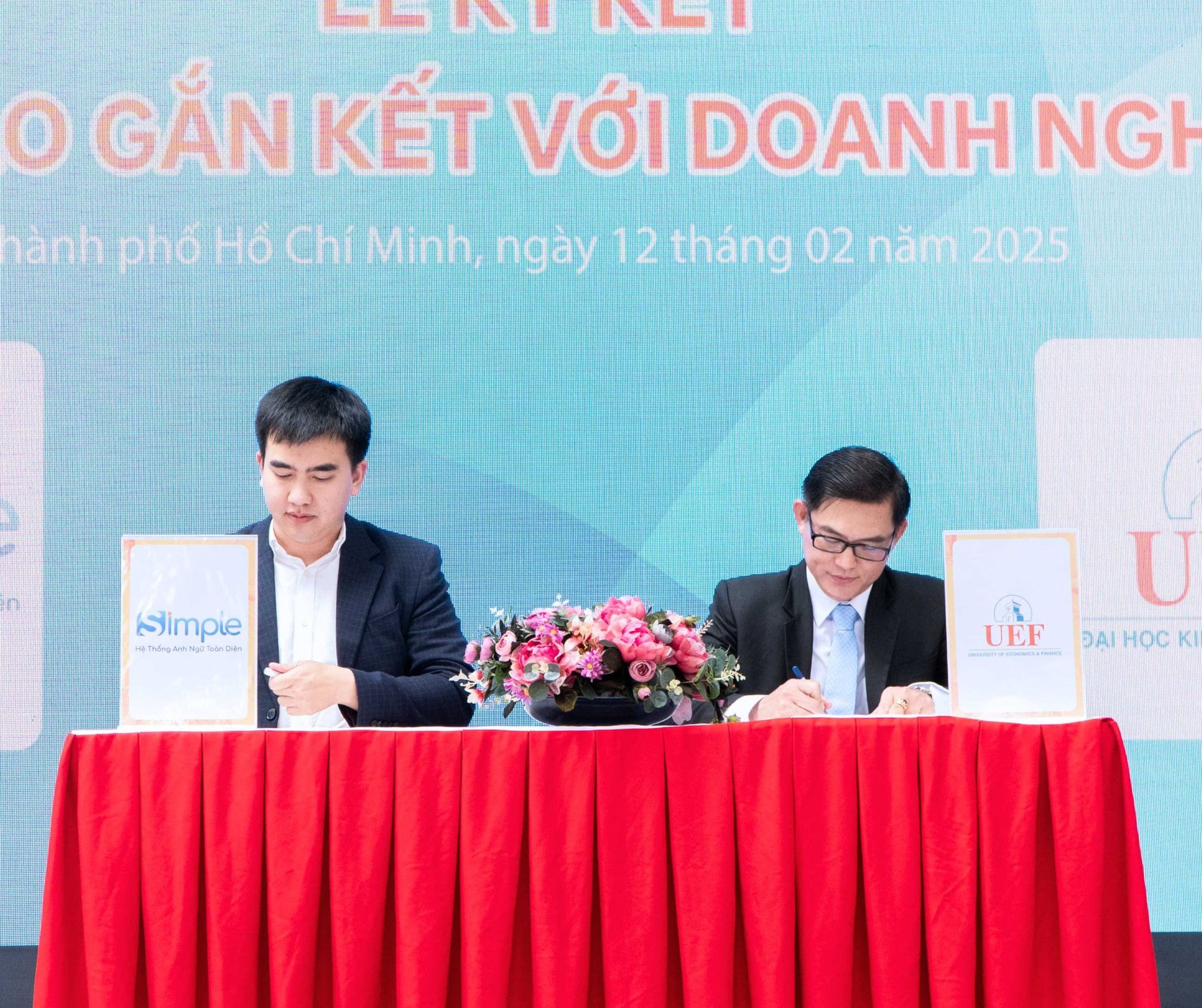 HỢP TÁC UEF 1