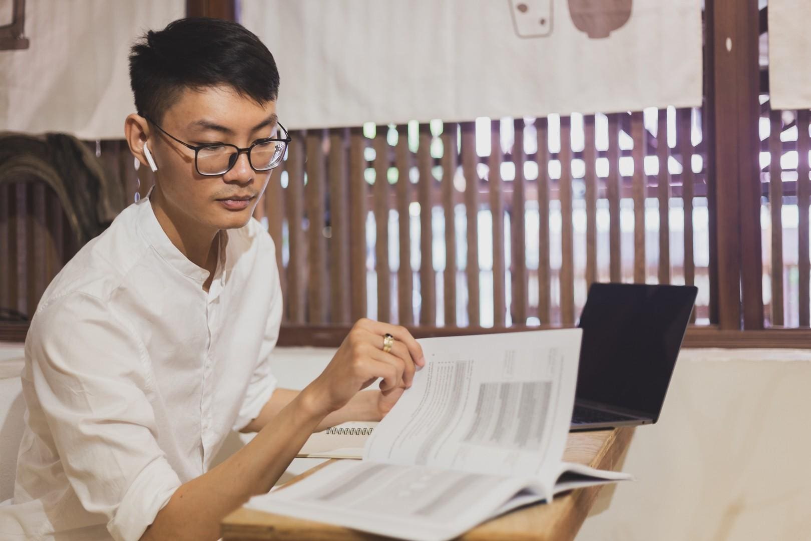 Việc học tiếng Anh cho người mất căn bản không nhất thiết phải học tất cả các quy tắc ngữ pháp ngay từ đầu