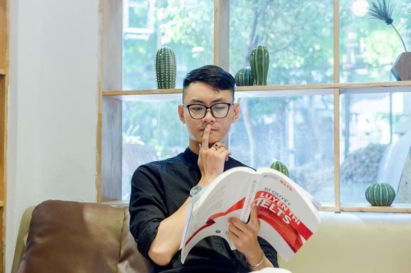 Với chặng cuối trong lộ trình học từ vựng tiếng Anh cho người mới bắt đầu, bạn sẽ mở rộng từ vựng theo mục tiêu cá nhân như làm việc ở môi trường quốc tế hoặc tham gia các kỳ thi IELTS, TOEIC