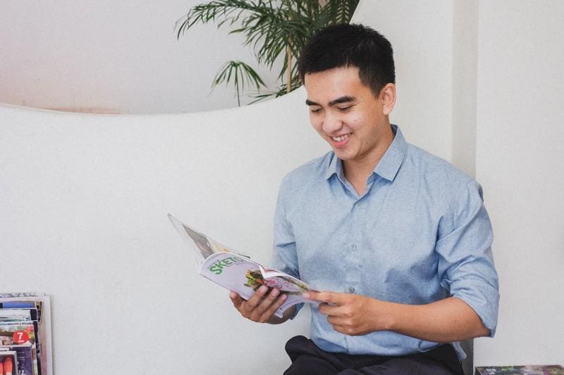 Để lấy gốc từ vựng tiếng Anh hiệu quả, bạn nên học từ vựng theo cụm từ để giúp bạn dễ ghi nhớ cấu trúc hơn